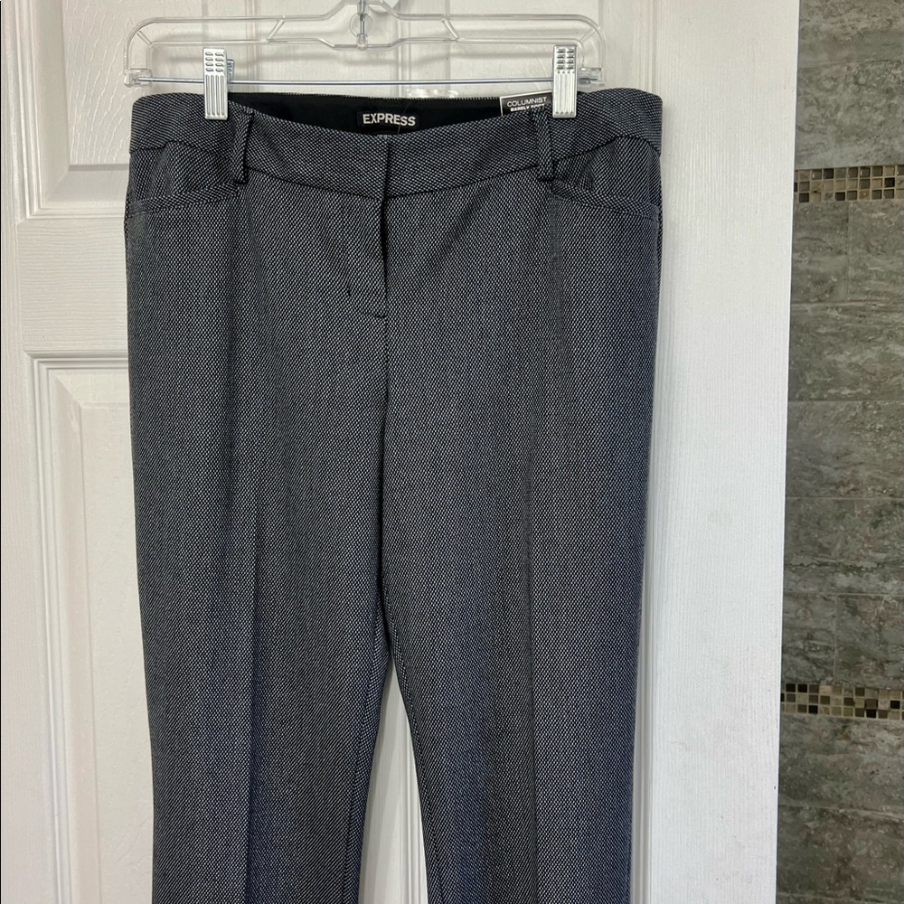EXPRESS COLUMNIST barely boot size 8 slacks